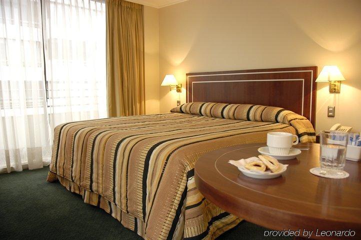 Hotel Leonardo Da Vinci Santiago Cameră foto